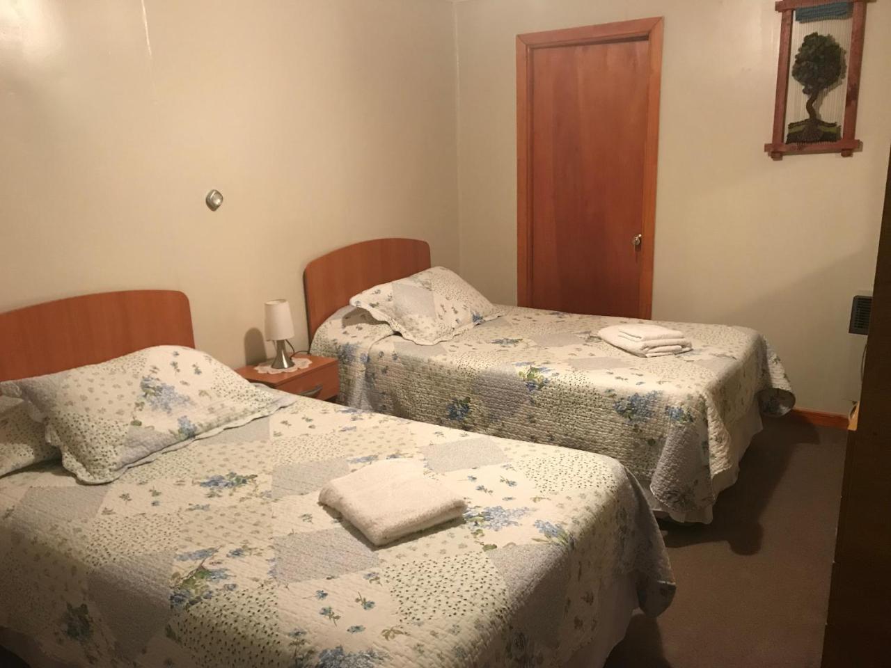 Hospedaje Baquedano 푸에르토나탈레스 외부 사진